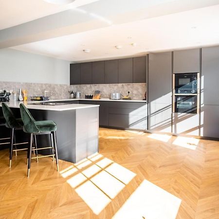 Luxury 3 Bed Penthouse With Off Street Parking Appartamento Norwich Esterno foto